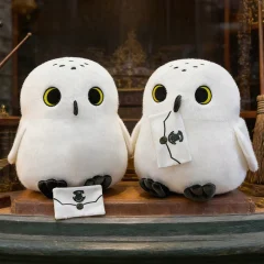 Ugglan Hedwig som gosedjur och kudde i kuvertform med halsduk i anime-stil, 25–60 cm