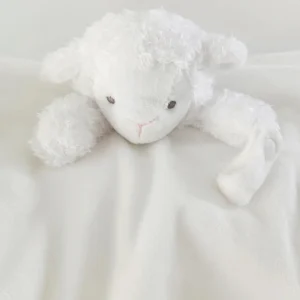 Får och lamm som mjuk snuttefilt med napphållare och sött broderat fårmotiv 8 Får och lamm som mjuk snuttefilt med napphållare och sött broderat fårmotiv