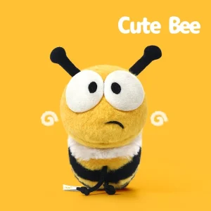 Roliga insektsfigurer som gosedjur i kawaii-stil med verklighetstrogen plyschdesign