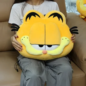 Garfield gosedjur som kattkudde och plyschkudde med motiv från Garfieldfamiljen